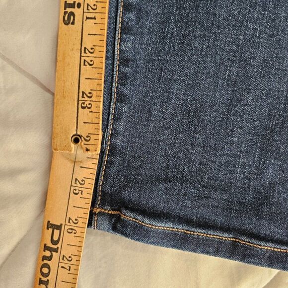 EUC M JEANS BY MAURICES MID RISE STRETCH JEANS SIZE XL 12-14 - Picture 15 of 15
